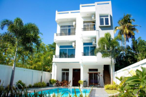 Seaside luxury apartments